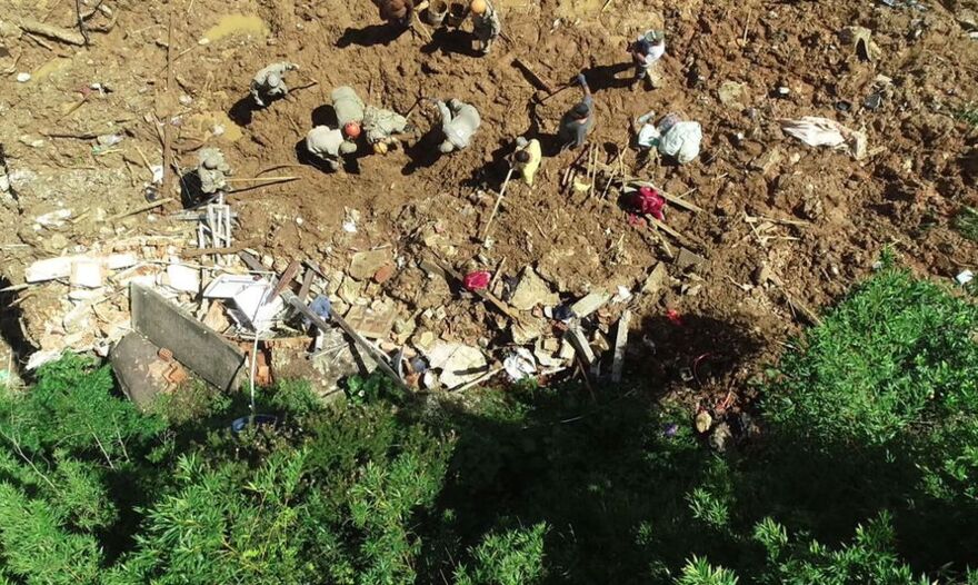 Tragédia: número de mortos chega a 176 em Petrópolis