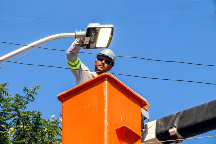 “Barra Funda” recebe nova iluminação pública em Apucarana