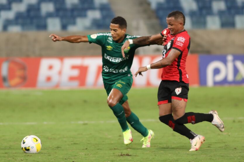 Cuiabá e Atlético-GO empatam jogo na Arena Pantanal