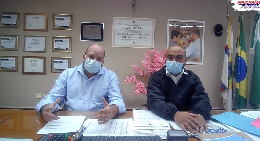 Secretário de Saúde, Emídio Bachiega, ao lado do superintendente da Estratégia Saúde da Família, Odarlone Orente.