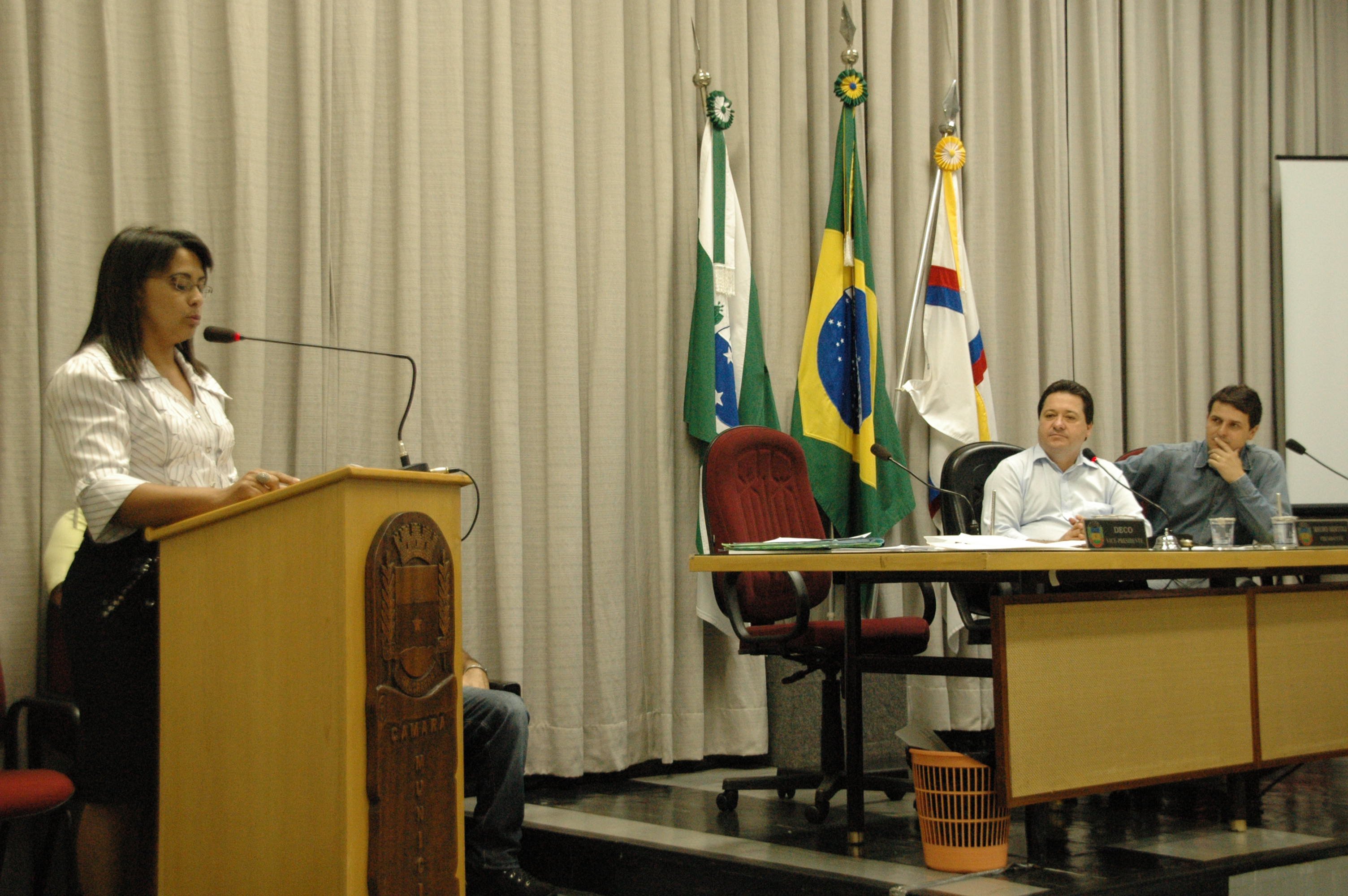 Luzeni Alves Pamplona, presidente da Afimipre, durante pronunciamento na Câmara