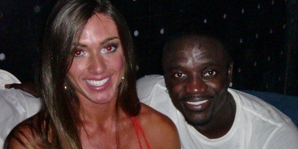Nicole Bals e Akon