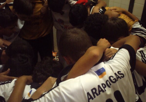 O Arapongas Futsal ainda teve seu técnico expulso após desentendimento entre o técnico e o árbitro da partida