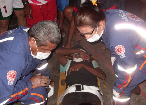 Um ex detento do minipresídio de Apucarana foi ferido com tiro em uma das pernas no final da noite de domingo