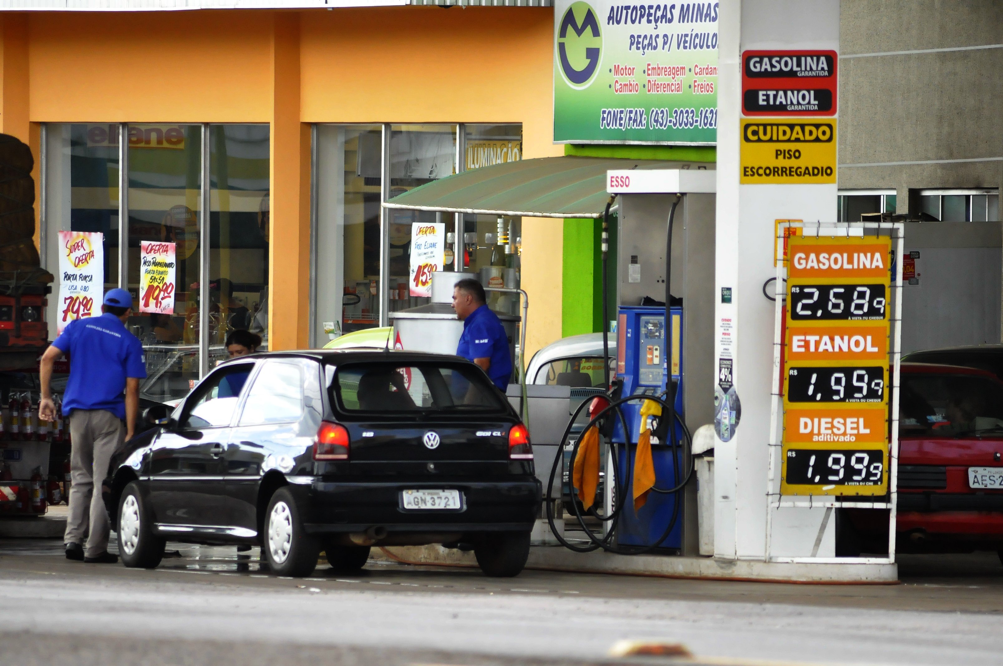 Governo já tomou decisão de elevar preço da gasolina