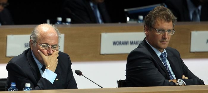 Blatter e Valcke, presidente e secretário-geral da Fifa, vão esperar um pouco mais para definir onde será a abertura