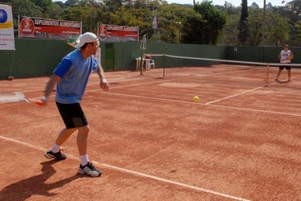 Apucarana promove neste domingo o Dia do Tênis