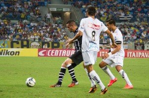 Bragantino bate Corinthians e sai na frente nas oitavas