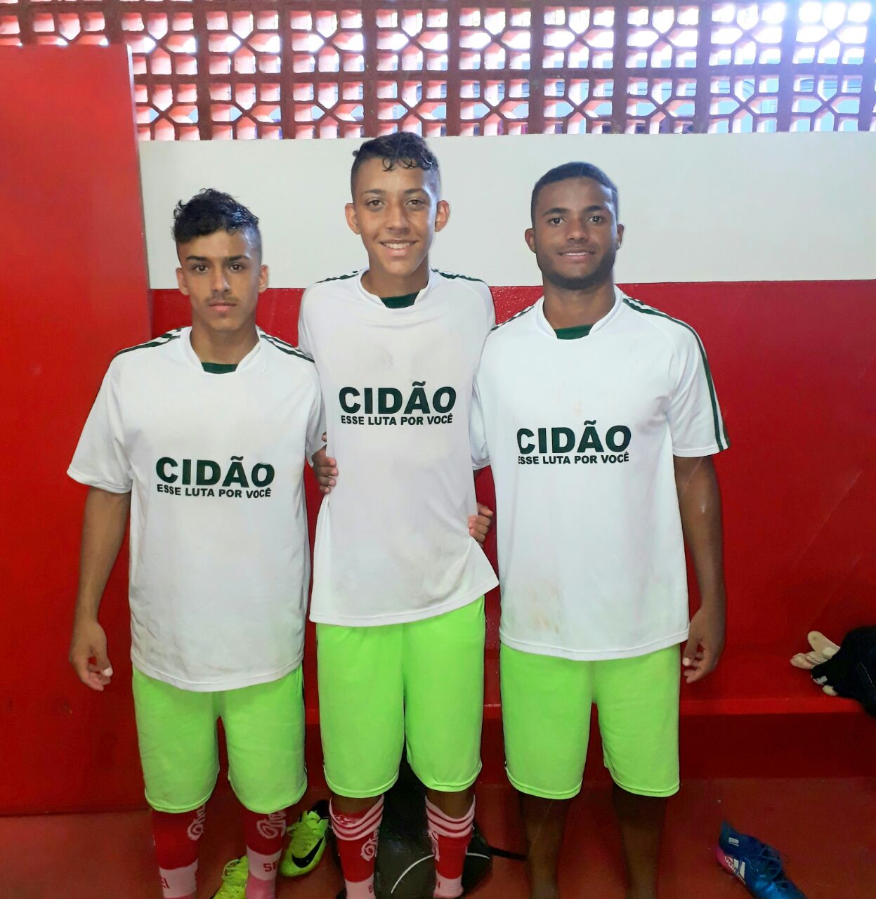Matheus, Dainha e Gabriel foram campeões na categoria sub-20 em São Paulo - Foto: Divulgação