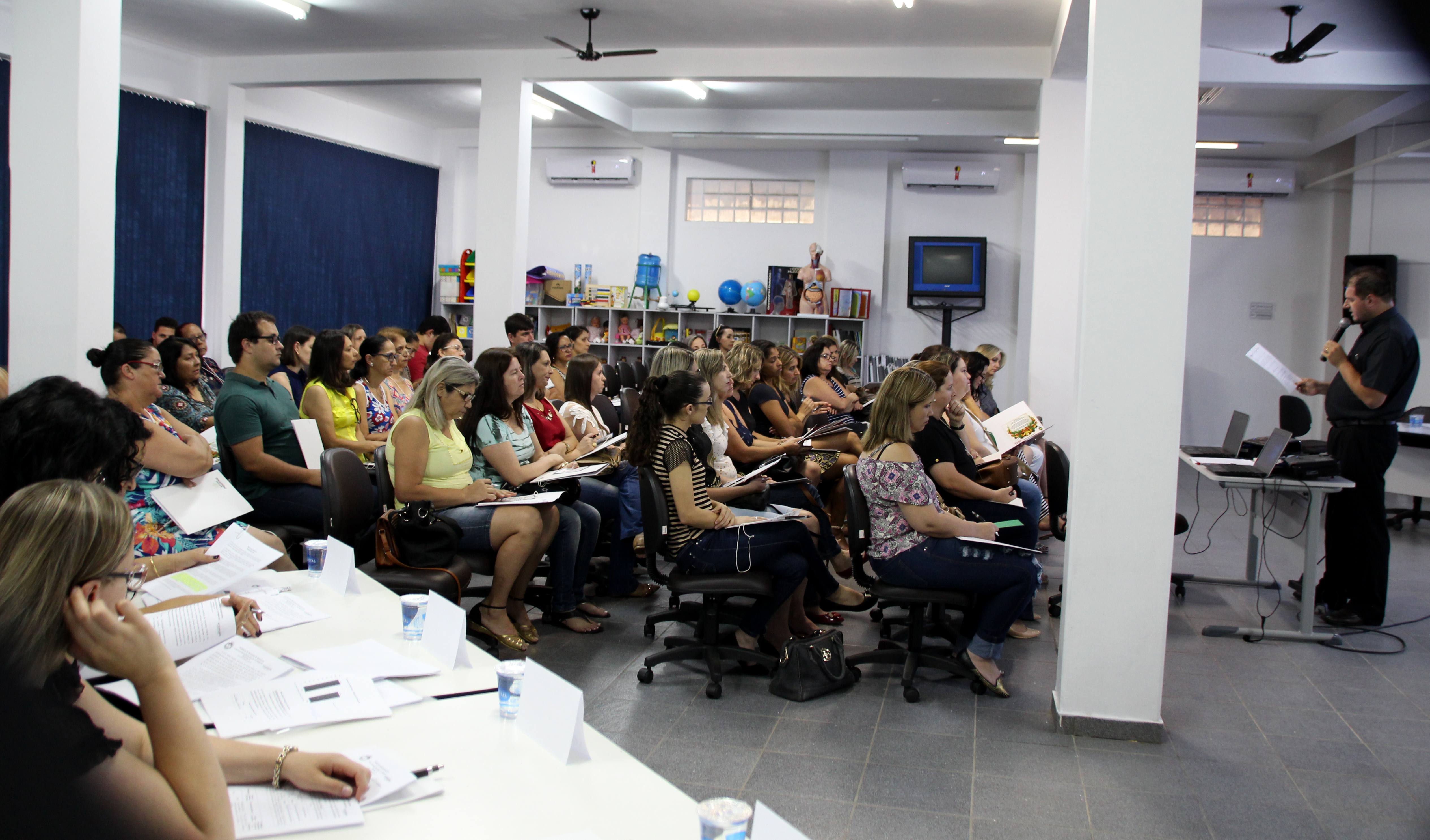 Apucarana realiza conferência para monitoramento e avaliação do Plano Municipal de Educação