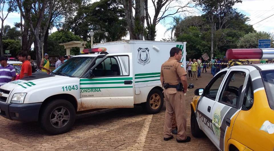Um dos crimes imputados ao PM foi consumado na frente da Prefeitura de Tamarana, em plena luz do dia - Foto: Divulgação