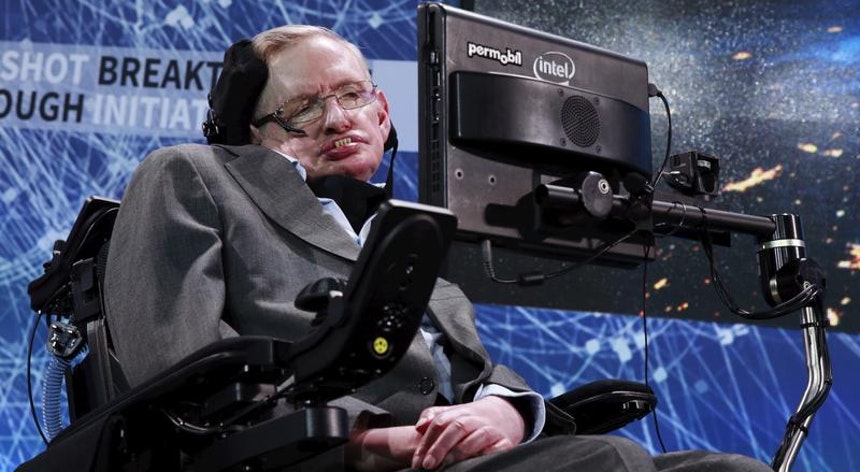 Morre o físico Stephen Hawking, aos 76 anos