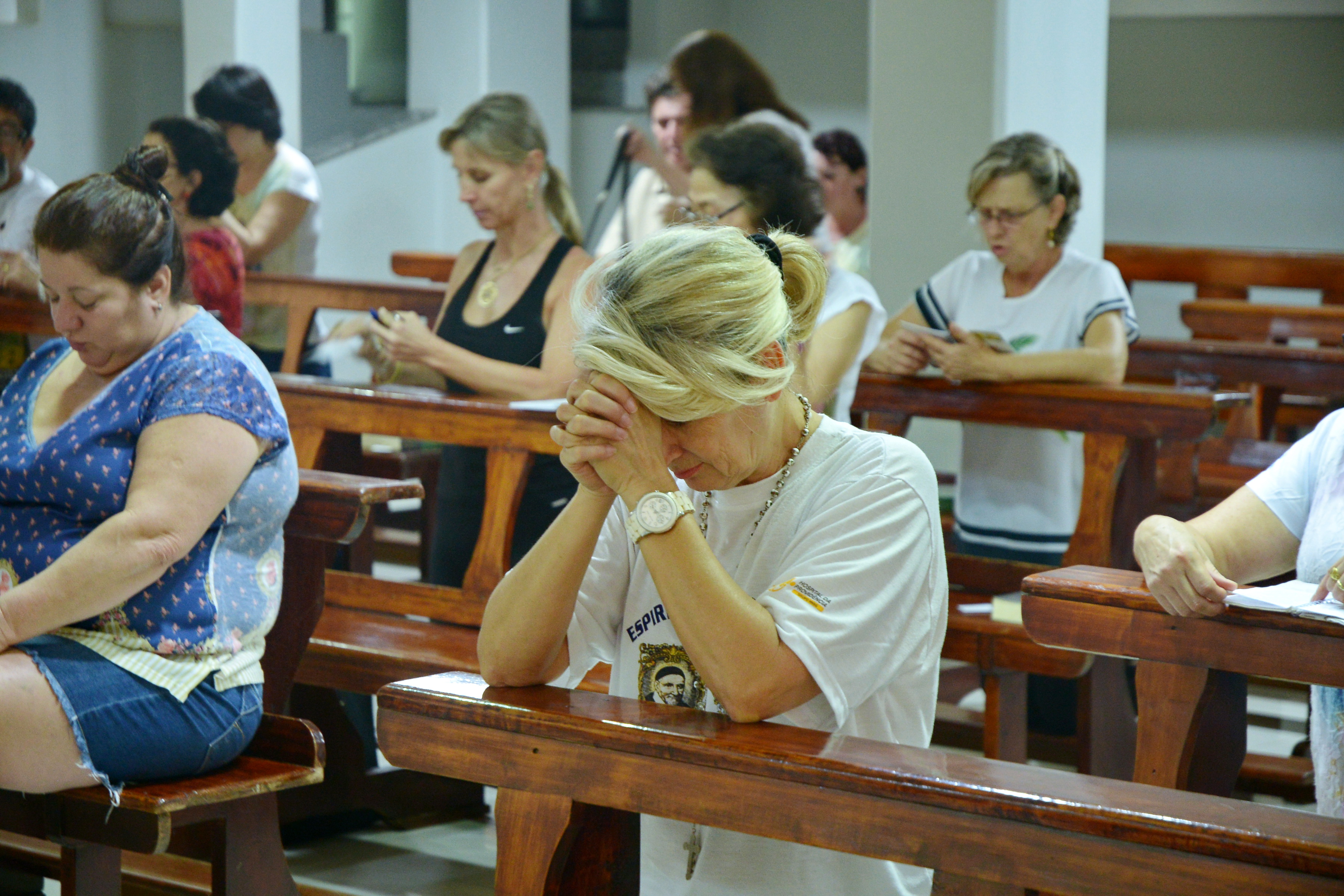 O grupo “Mães Intercessoras”, ligado à Igreja Católica, foi criado há 13 anos em Apucarana - Foto: Sérgio Rodrigo