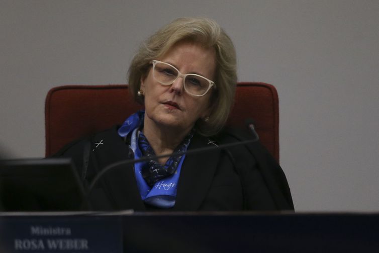 A ministra Rosa Weber durante audiência pública no Supremo Tribunal Federal sobre descriminalização do aborto. - José Cruz/Agência Brasil