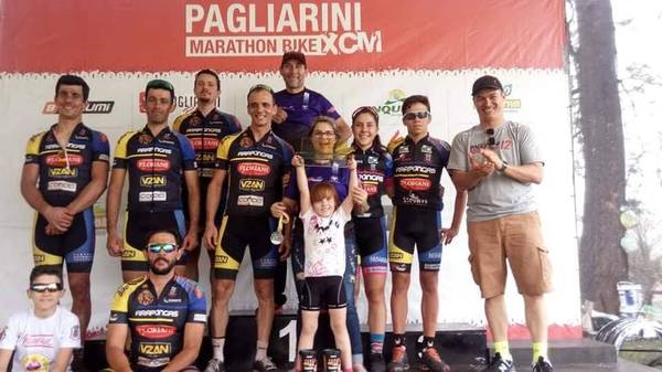 Os ciclistas de Arapongas conseguiram bons resultados neste final de semana - Foto: Divulgação