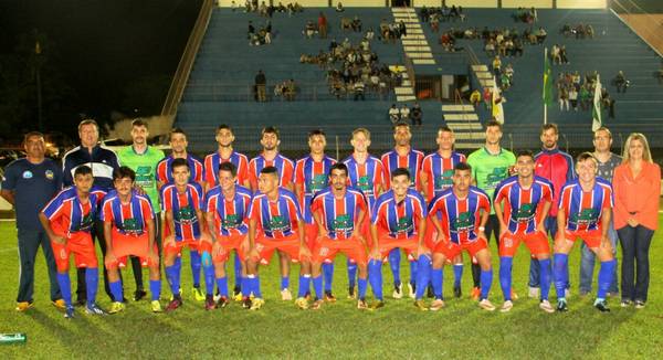 Em casa, o time de futebol de Apucarana foi campeão da fase final dos JAP´s no ano passado - Foto: Divulgação