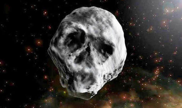 Asteroide com aparência de crânio humano se aproxima da Terra - Foto: JA PENAS/SINC