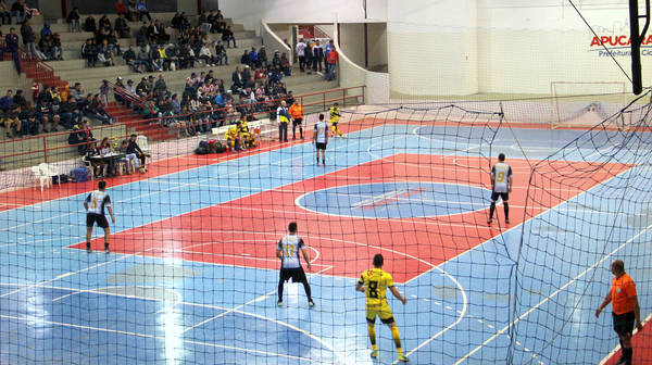 O Campeonato da Primeira Divisão de Futsal terá jogos no Ginásio de Esportes do Lagoão - Foto: www.oesporte.com.br