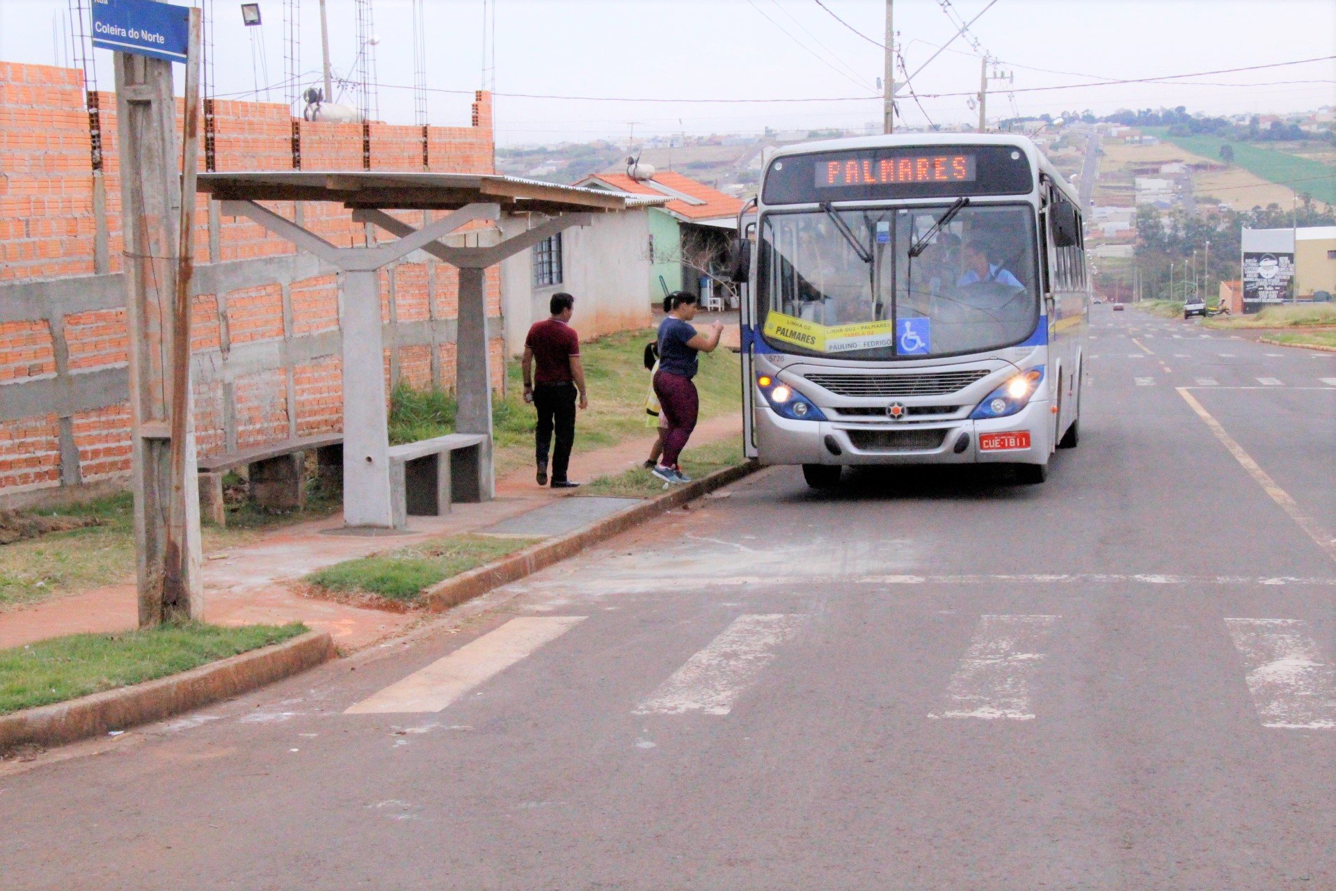Arapongas ganha novos pontos de ônibus; veja os locais