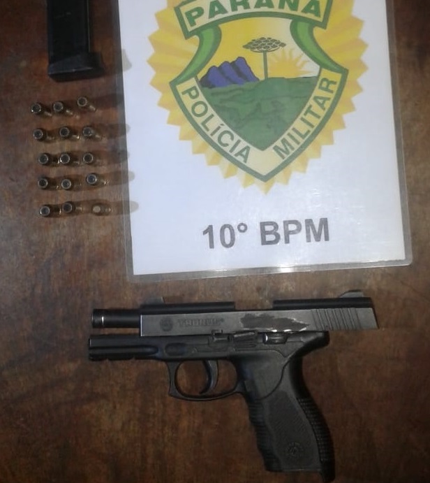 Homem que estava com arma roubada de PM é preso em Apucarana 