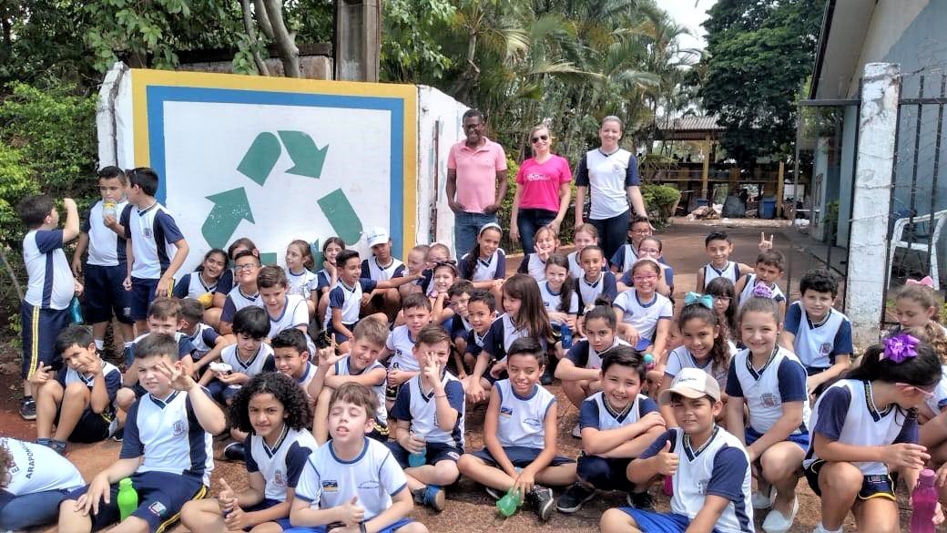 Usina de Reciclagem recebe visita dos alunos da Escola Municipal Antonica Franciosi