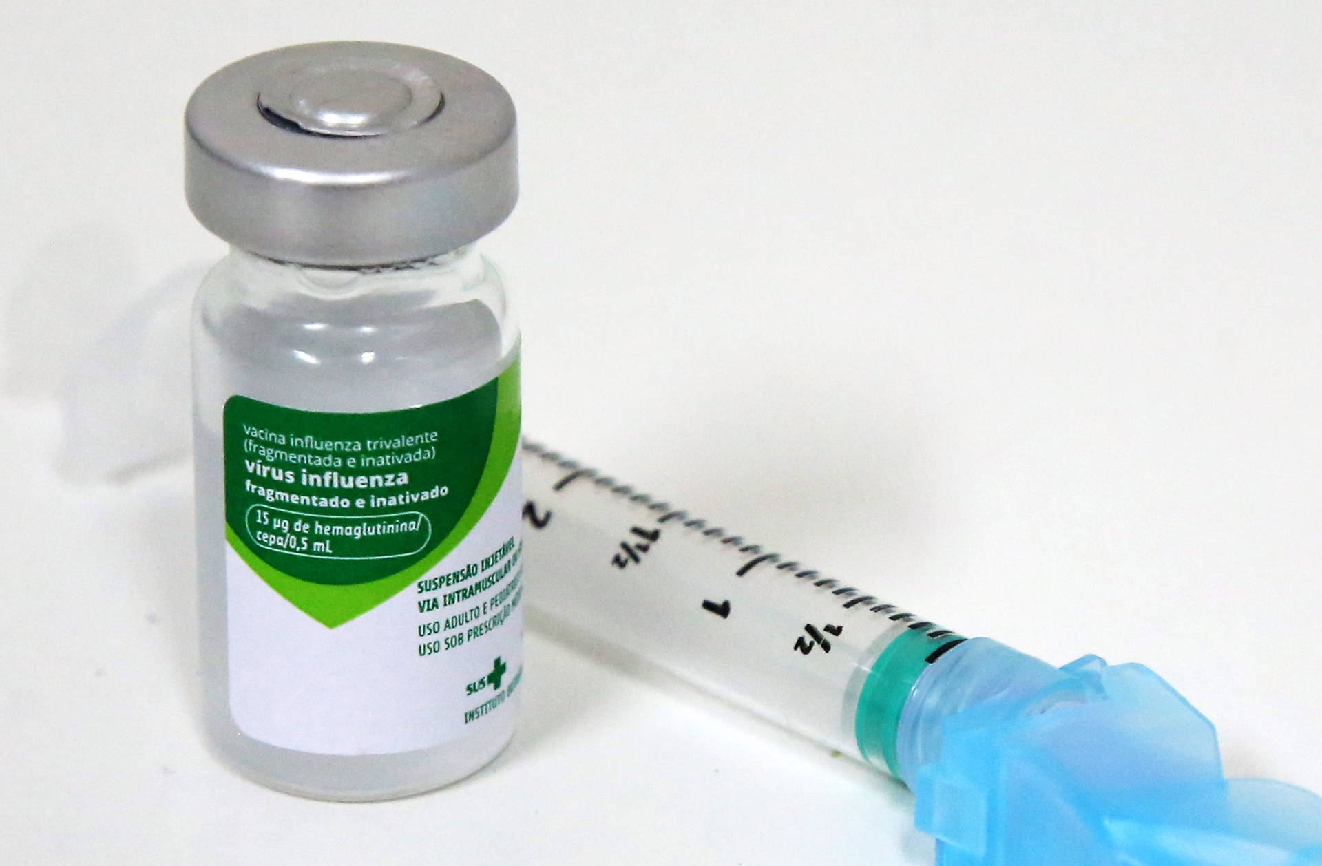 Estado já distribuiu mais de 1 milhão de doses da vacina contra a gripe