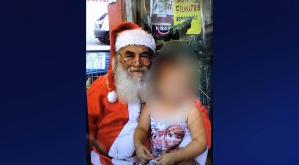 Homem que trabalha como Papai Noel no Natal é preso por estupro, em Londrina