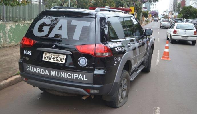 Indivíduos são presos pela GM por dano ao patrimônio público, em Arapongas 