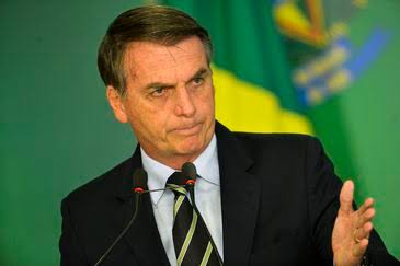 Bolsonaro faz vasectomia em hospital militar de Brasília