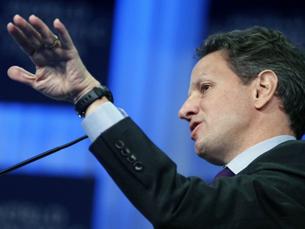 Secretário americano do Tesouro, Timothy Geithner, fala durante debate no Fórum Econômico Mundial, de Davos