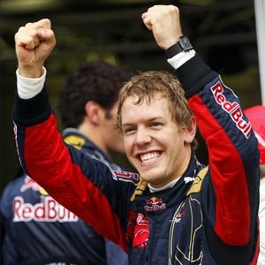 Vettel lidera em Suzuka, mas revela temor com pneus