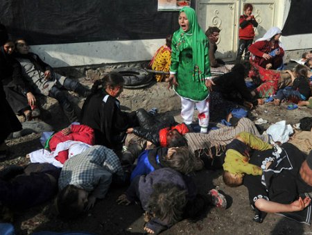 O juri classificou a foto como “comovente imagem de uma menina chorando de medo após um atentado suicida” em Cabul. O fotógrafo da AFP ganhou na categoria "Últimas Notícias"