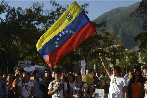 Cúpula da Venezuela se reúne perante piora do estado de Chávez