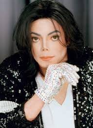 Novo disco de Michael Jackson chega ao topo em mais de 50 países
