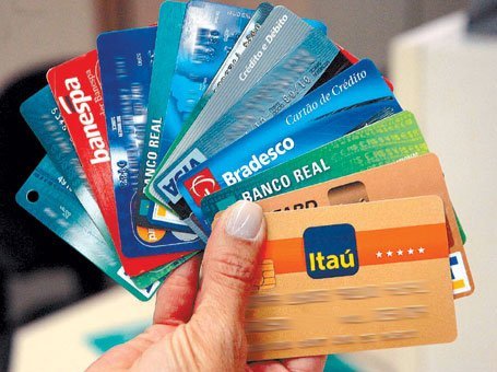 O cartão de crédito aparece com a maior fatia do acumulo das dívidas
