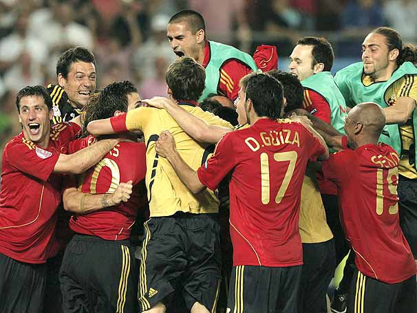 Seleção da Espanha venceu, na tarde desta quarta-feira (7), a Alemanha e se classificou para a grande final da Copa do Mundo da África do Sul