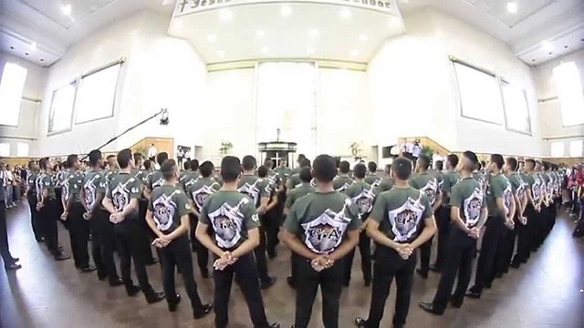 Formação de “exército evangélico” provoca polêmica nas redes sociais