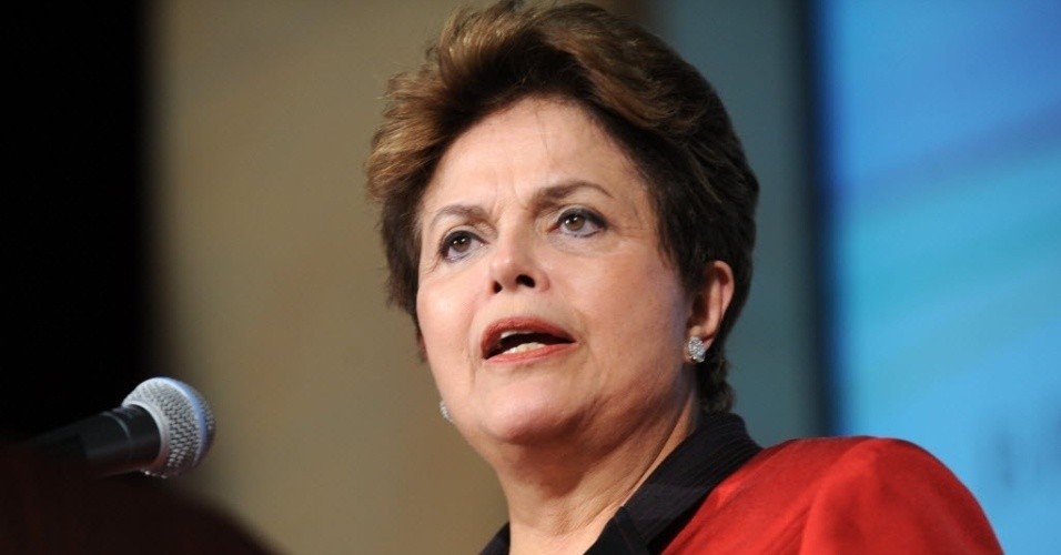 Dilma diz a jornal que há 'preconceito sexual' sobre sua forma de governar