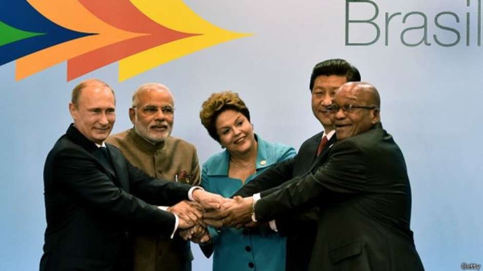 Os líderes dos Brics (da esq): Vladimir Putin (Rússia), Narendra Modi (Índia), Dilma Rousseff, Xi Jinping (China) e Jacob Zuma (África do Sul) Foto: Getty Images