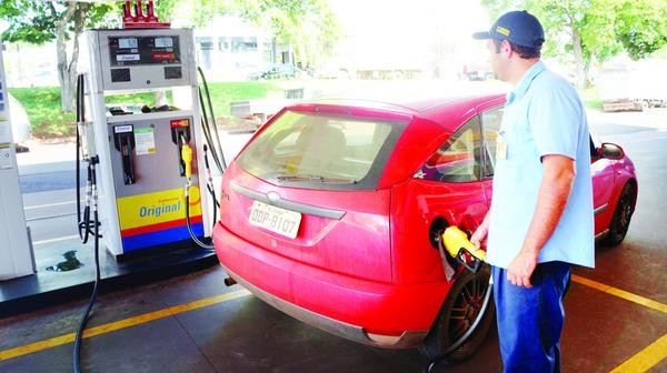Em um ano, etanol fica 30% mais caro na região - Foto: Arquivo|Ivan Maldonado