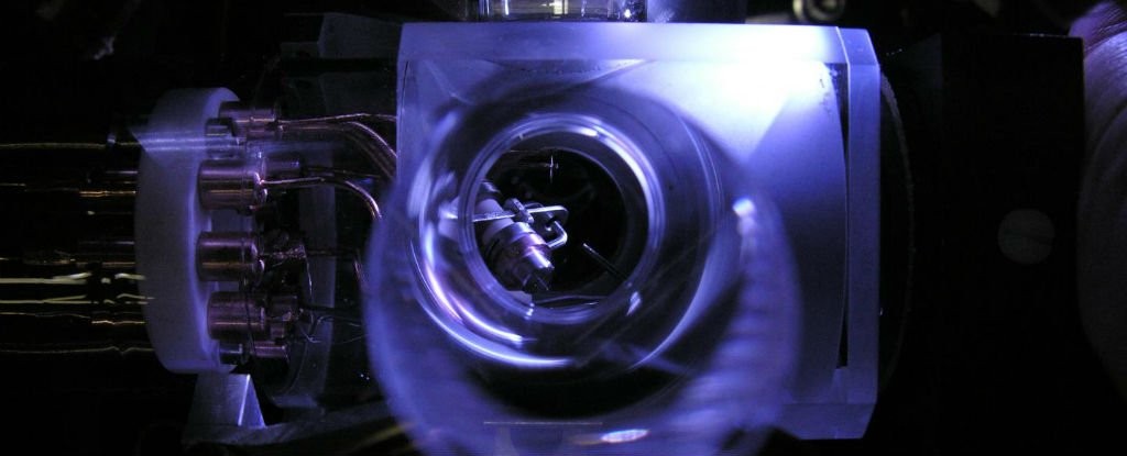 O novo modelo de relógio atômico se baseia nos movimentos do átomo de Itérbio. Fonte: sciencealert.com