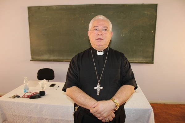 Bispo Dom Celso: momento delicado - Foto: Tribuna do Norte