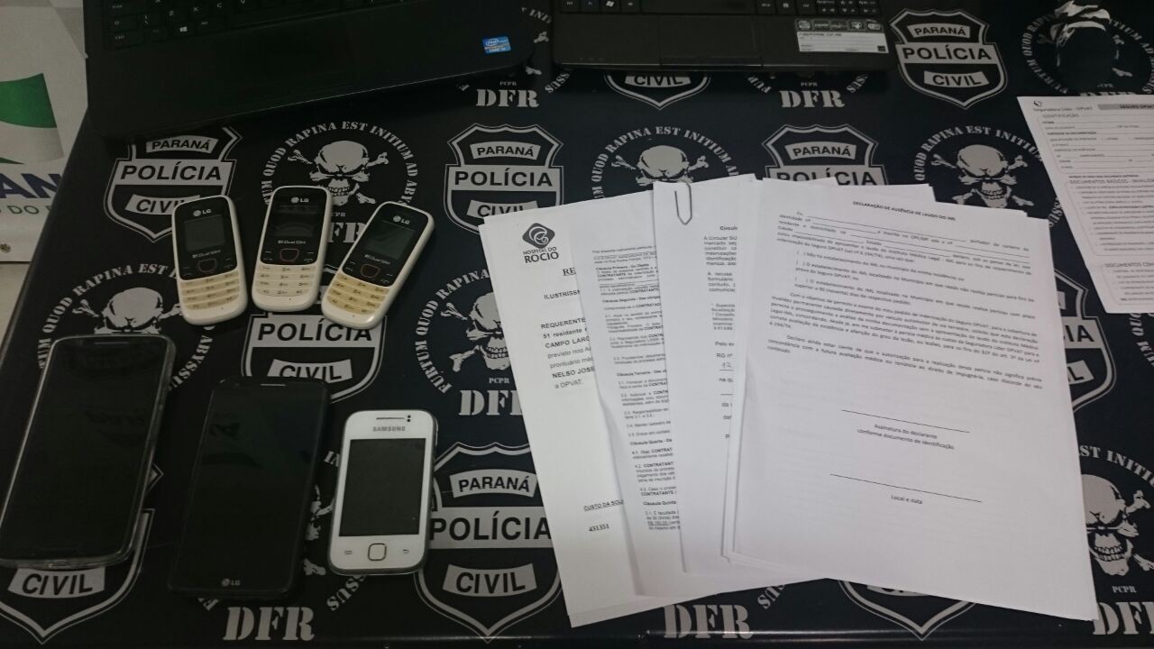 Documentos apreendidos pela Polícia Civil (Foto: Divulgação/ Polícia Civil)