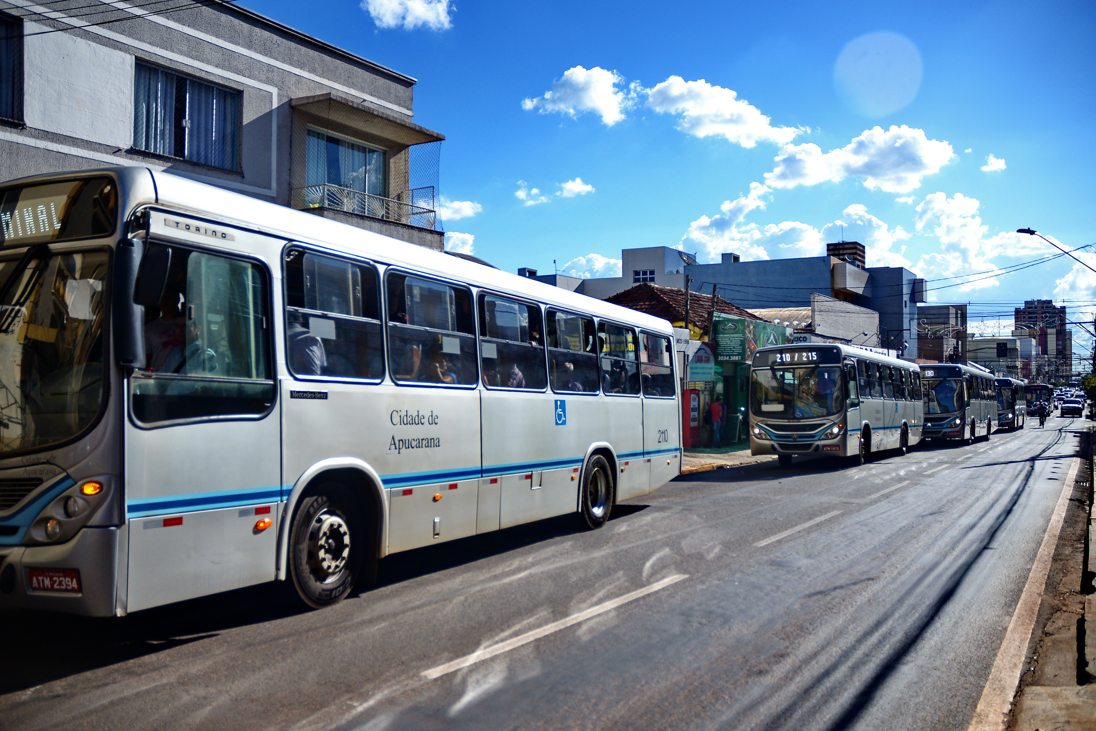Integração temporal possibilita que usuários possam pegar mais de um ônibus pagando apenas uma passagem. Foto: Sérgio Rodrigo