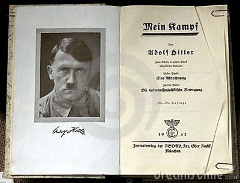 Livro de Hitler, 'Mein Kampf', volta à lista de material escolar didático no Japão - Foto: dw.com
