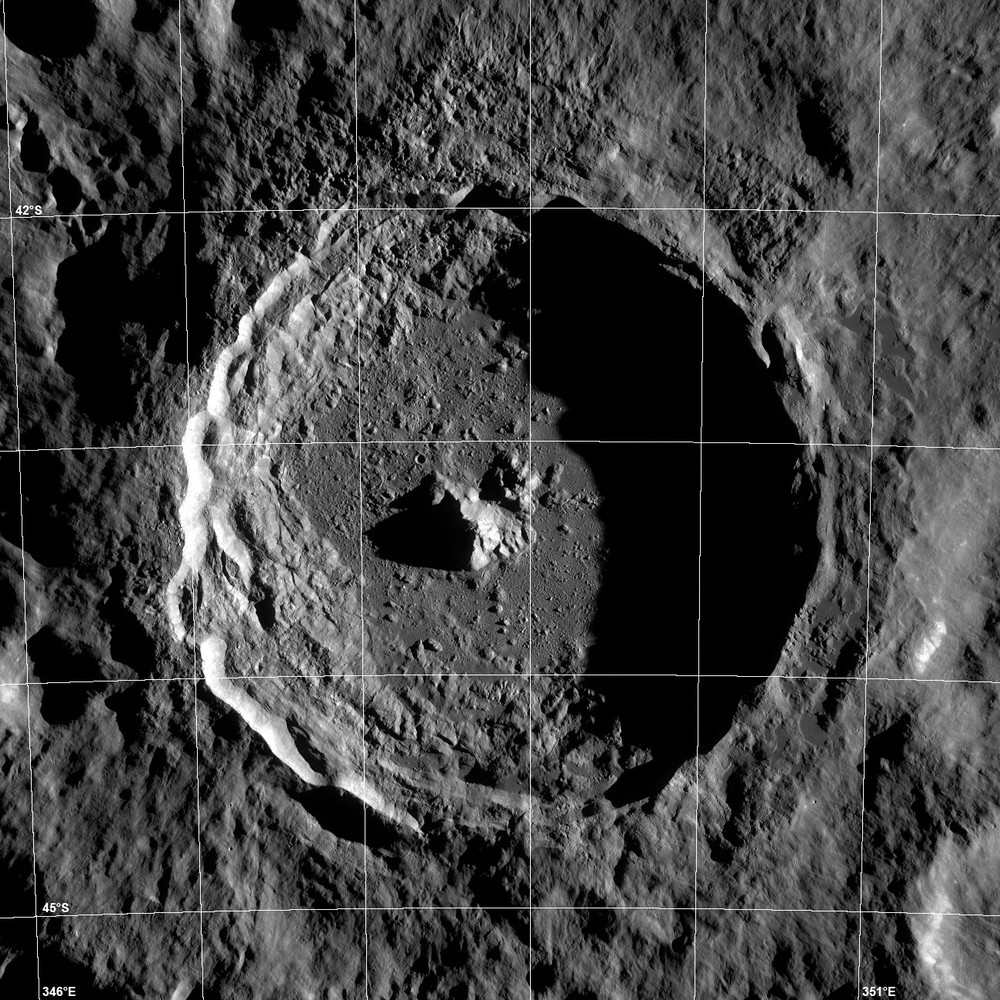Cratera de Tycho na superfície lunar - Foto: Astronoo