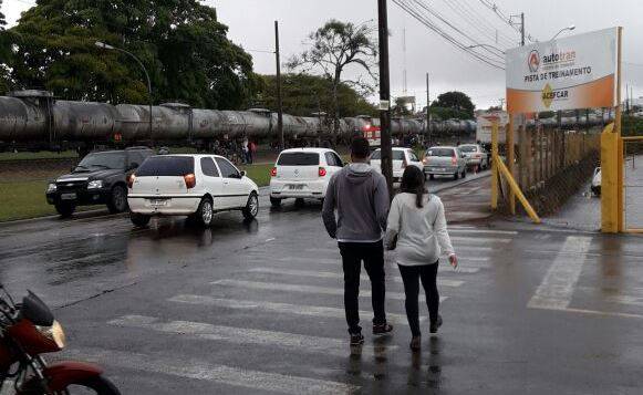 Acidente na linha férrea provoca morte em Arapongas (Foto: WhastAPP Tribuna)