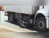 Homem morre após ser atropelado por caminhão em Maringá