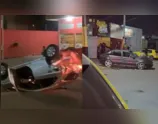 Motorista atropela três pessoas e colide contra poste ao fugir da PM