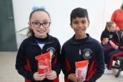 Lions Clube distribui kits de higiene bucal a alunos da rede municipal